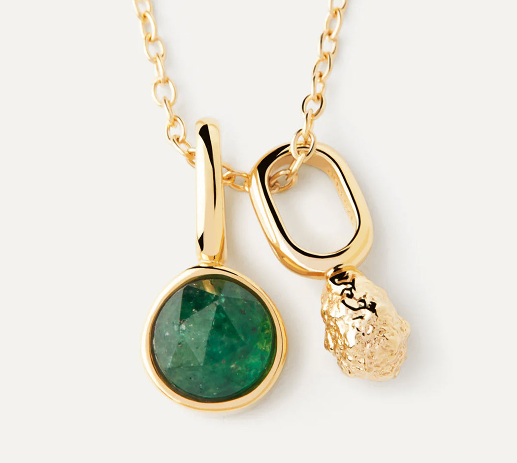 Why choose an accessory with Colombian emeralds?