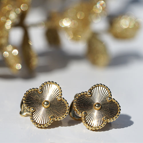 Mera 18k Gold Clovers Earrings