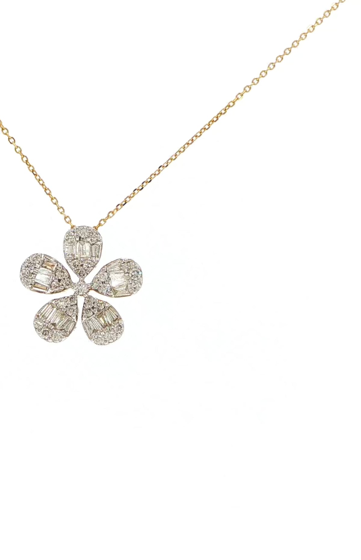 Yellow Gold Diamond Fleur de Lumiere
